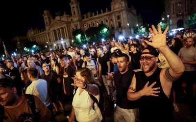 A parlamentnél ért véget a több órán át tartó tüntetés Budapesten
