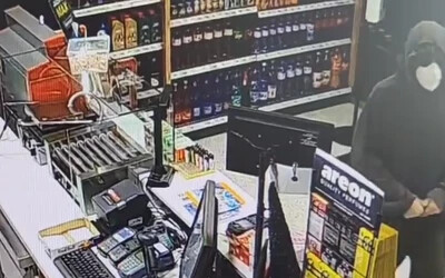 VIDEÓ: Késsel raboltak ki egy benzinkutat Felsőszeliben