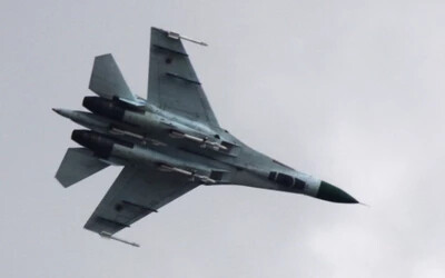 Egy orosz vadászgép "elfogott" egy amerikai nehézbombázót a Balti-tenger felett