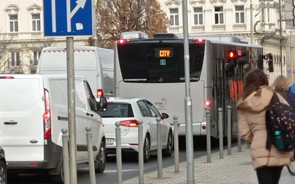 buszközlekedés