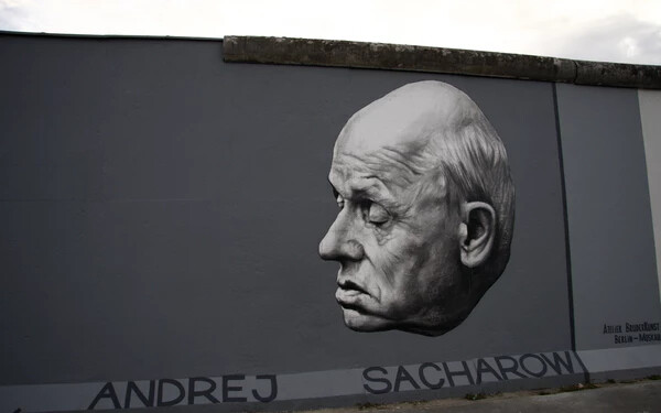Andrej Szaharov graffiti