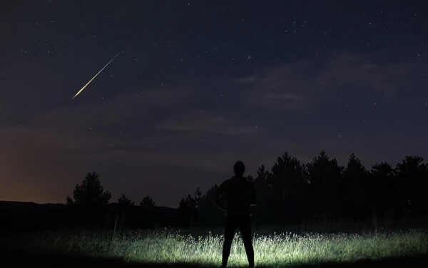 csillaghullás távcső meteor