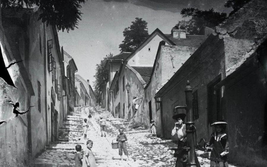 A II. kerületi Gül Baba utca 1902-ben. Fotó: Fortepan / Magyar Földrajzi Múzeum / Erdélyi Mór cége