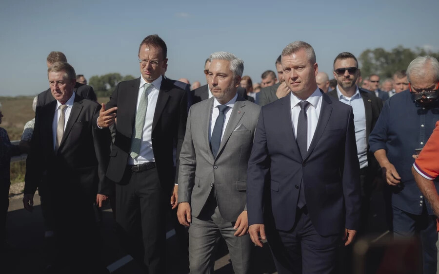 Megnyitották a Nagygéres és a magyarországi Nagyrozvágy közötti összekötő utat