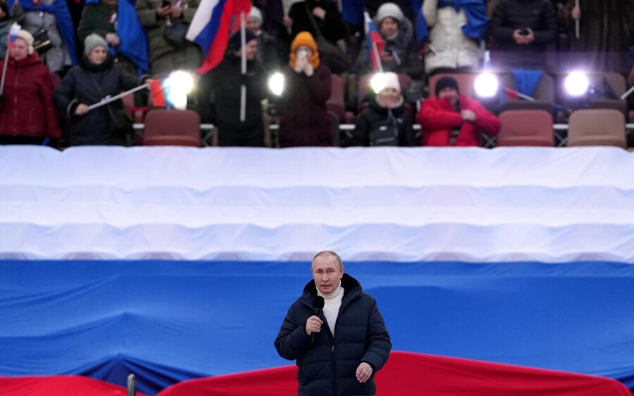 Putyin a Luzsnyiki stadionban