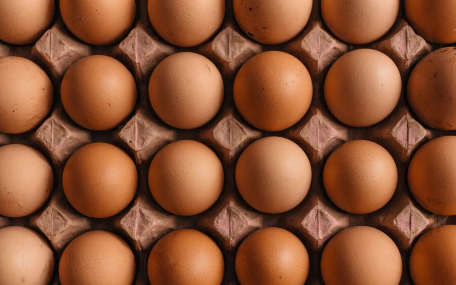 Egy 30 tojást tartalmazó tárca tavaly 2,59 euróba került, idén novemberben viszont legolcsóbban 4,39 euróért vásárolhattuk meg.