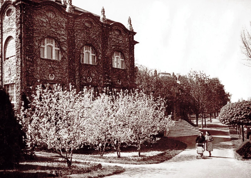 Győr utolsó tavasza a háború előtt, a Kioszk 1939-ben. Kép: Fortepan – id. Konok Tamás
