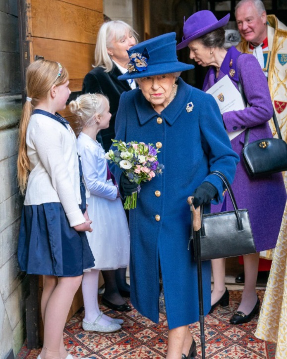 A királynő október 12-án a westminsteri apátságban tartott istentiszteleten vett részt, melyet a Royal British Region jótékonysági szervezet 100. évének alkalmából tartottak.