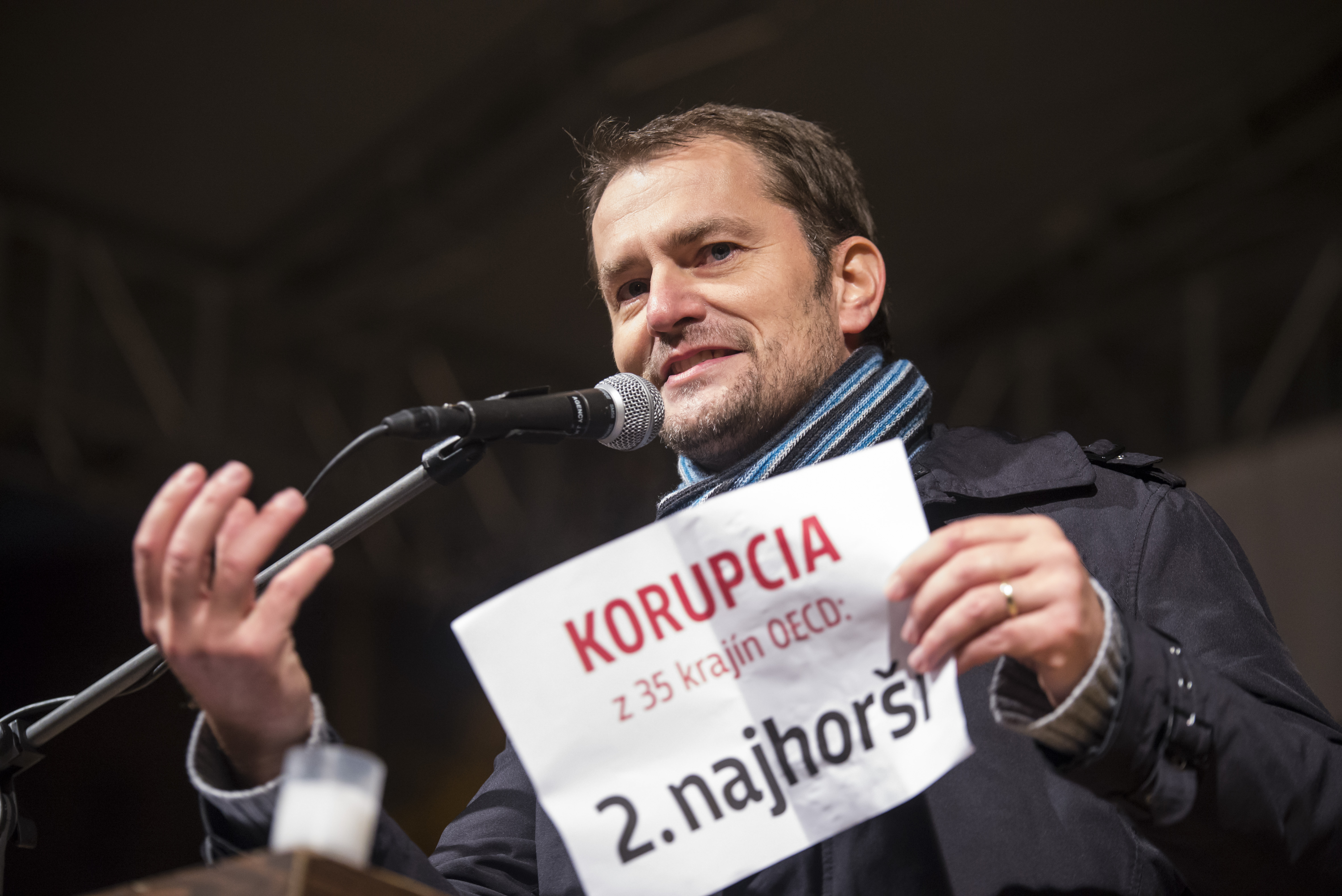 Igor Matovič és az OĽaNO 2020-as választási győzelmében nagy szerepet játszott a korrupcióellenes harc tematizálása. A legfrissebb felmérések azonban azt mutatják, a lakosság nem hiszi, hogy ezen a téren a legutóbbi választás óta javult volna a helyzet.
