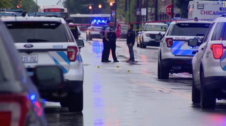 Lövöldözés, fosztogatás Chicagóban, több mint száz embert tartóztattak le