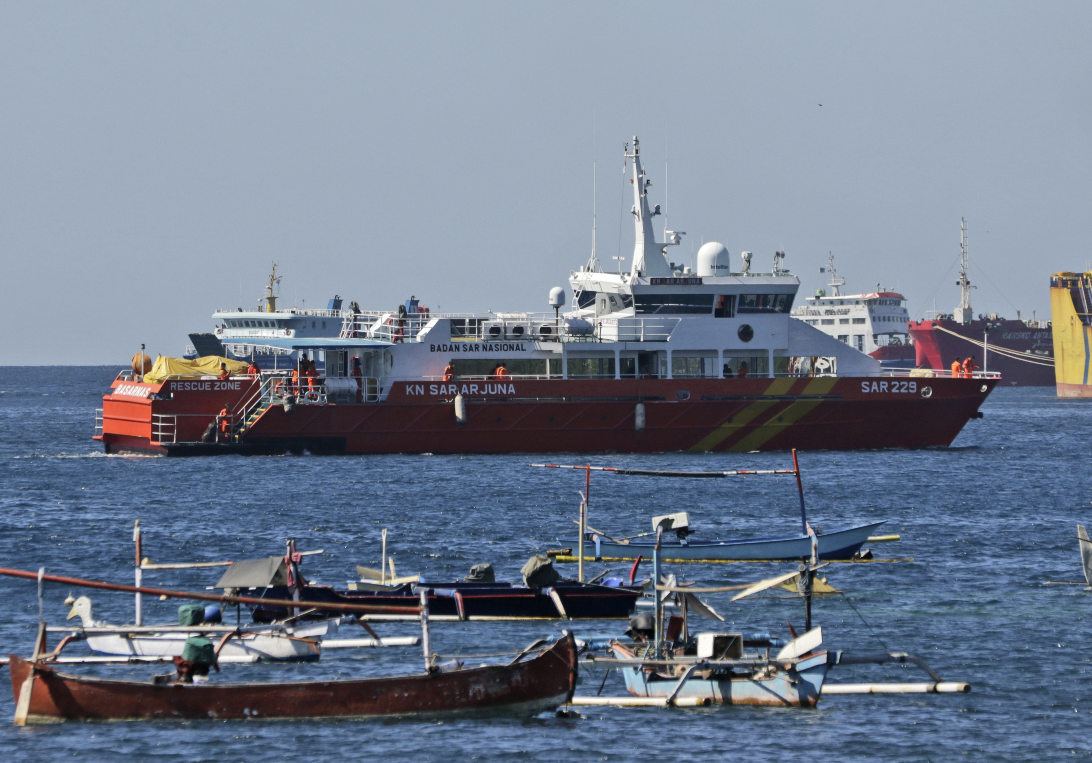 Nem keresik tovább az indonéz hadsereg eltűnt tengeralattjáróját