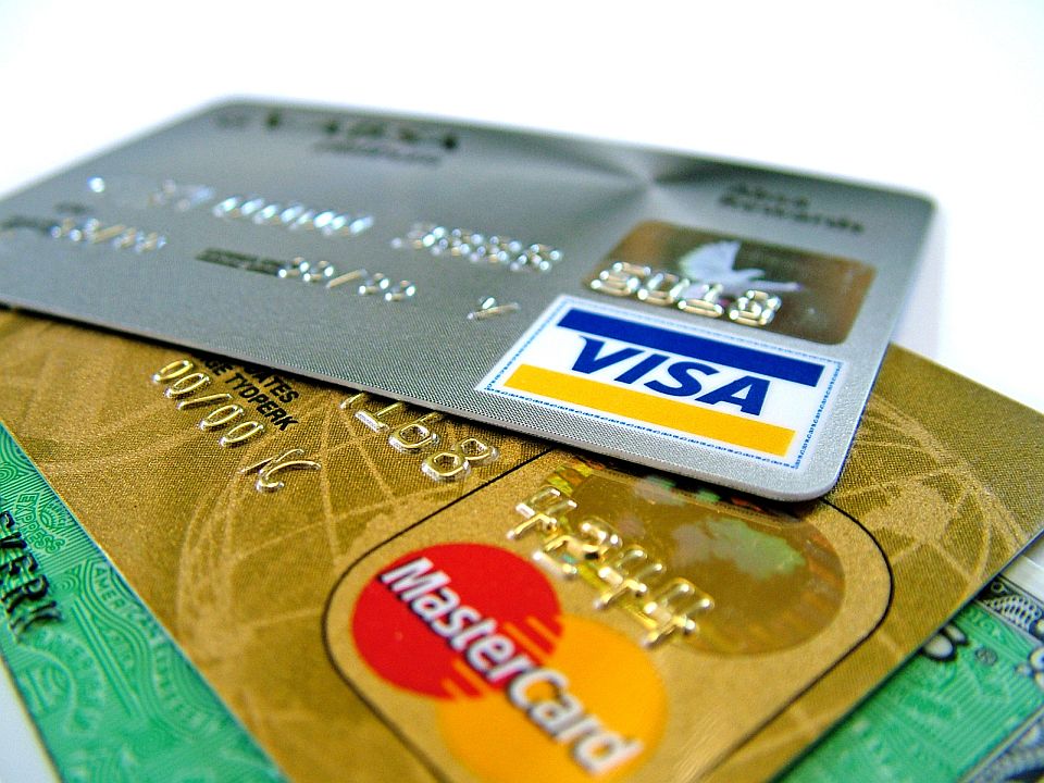 1 700 eurót költött el egy lopott bankkártyáról