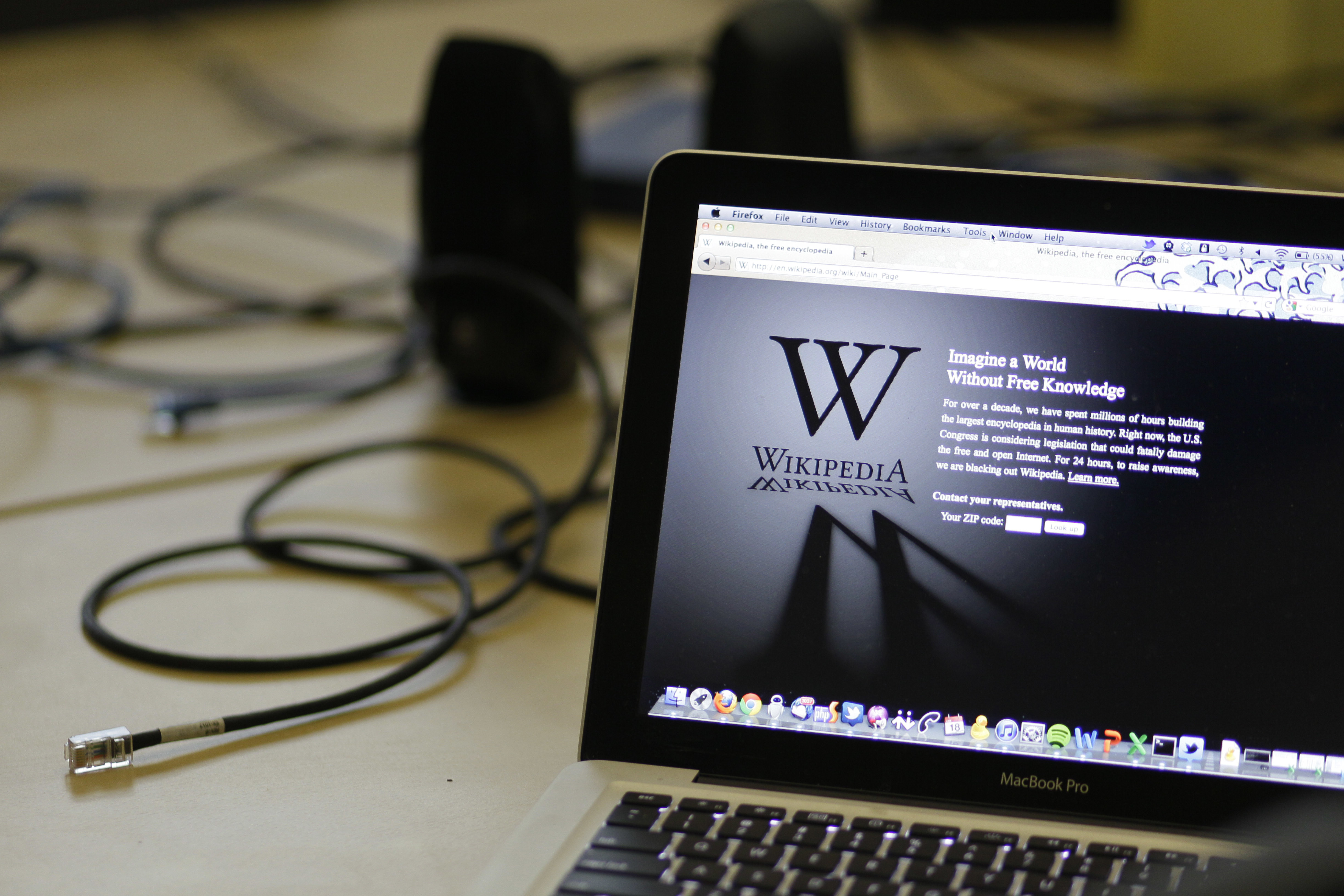 Ha a Wikipédia törli a téves információkat, Ankara feloldja az oldal blokkolását