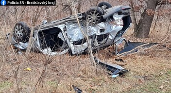 Tragikus közúti baleset – három autó ütközött frontálisan
