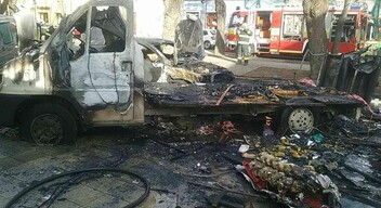 Gázpalackok robbantak egy furgonban, egy személy súlyosan megsérült (KÉPEK)
