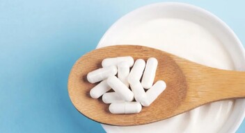 Már az elmúlt évtizedben megjelent egy tanulmány a metformin nevű gyógyszerről. Először 1922-ben fedezték fel. Sokak számára érdekes lehet, hogy jelenleg a 2-es típusú cukorbetegség kezelésére használják, különösen a túlsúlyos embereknél. Nagy előnye a megfizethetőség, egy tabletta pár centbe kerül...