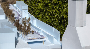 A projekt első látványtervén is egyértelmű, hogy a tető a teljes négysávos utat eltakarja