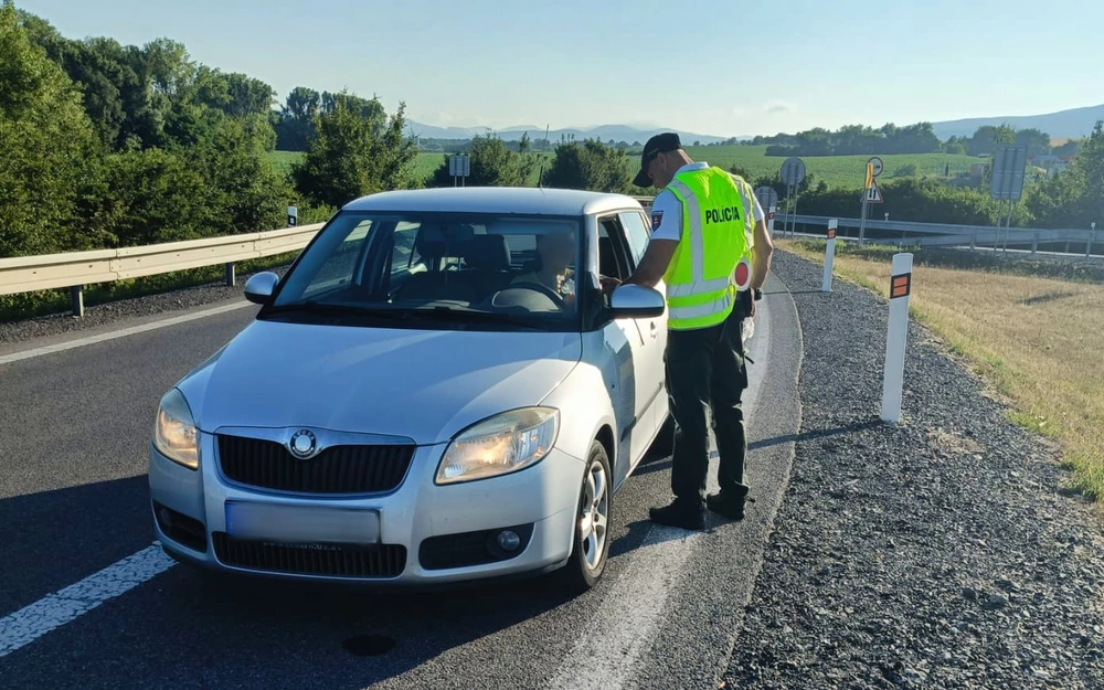 VIDEÓ: 174 km/órával száguldott egy nő Lég és Csallóközcsütörtök között