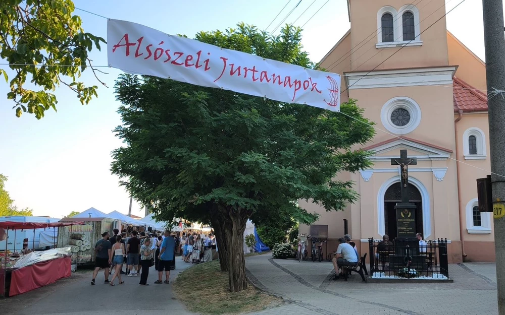 XX.  Alsószeli Jurtanapok