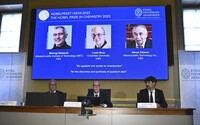 Moungi Bawendi, Louis Brus és Alekszej Jekimov kapja a kémiai Nobel-díjat