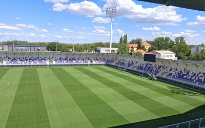 Szezonnyitó sajtótájékoztató az új komáromi stadionban