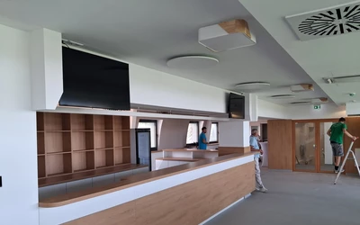 Szezonnyitó sajtótájékoztató az új komáromi stadionban