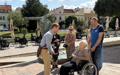 Valóra vált egy régi álom: néhány nappal 106. születésnapja előtt különleges terv született Eperjesen. Alžbeta Koldová jelenleg a bártfai járásbeli Zboró idősek otthonában él, de születésnapja alkalmából visszatérhetett abba a városba, ahol világra jött. 
