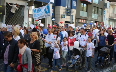 Az abortusz ellen tüntettek