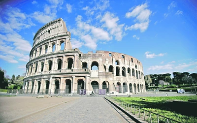 Ilyen üres talán még sosem volt a Colosseum előtti tér