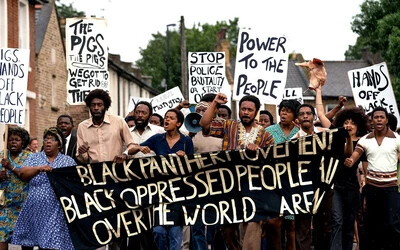 SOROZATDARÁLÓ: Feketeként Angliában