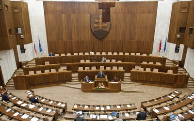 A parlament elfogadta a Párizsi szerződés ratifikációját