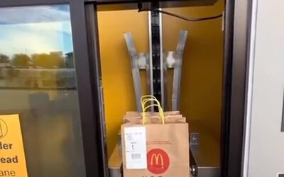 VIDEÓ: A McDonald’s megnyitotta az első automatizált éttermét – durva kritikát kapott