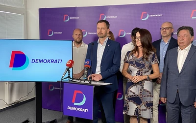 A Demokraták sajtótájékoztatója (A szerző felvétele)