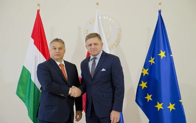 Orbán Viktor és Robert Fico 2016-ban, Pozsonyban (TASR felvétel)