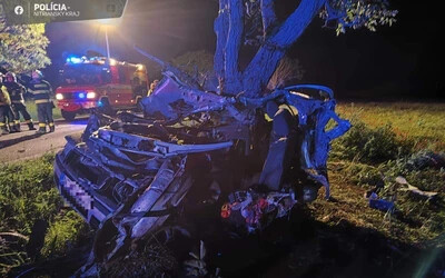BALESET: Két utas életét vesztette az Ebed környéki közúti balesetben