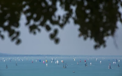 Balaton k