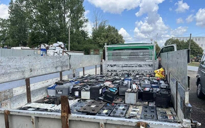 Közel ötezer kilogrammnyi veszélyes hulladékot szállított volna Magyarországról Szlovákiába