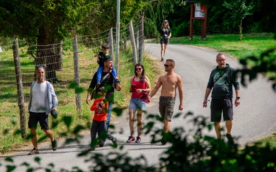 Megnyitotta kapuit az idei Gombaszögi Nyári Tábor – Mi történt ma Gombaszögön? –  1. nap