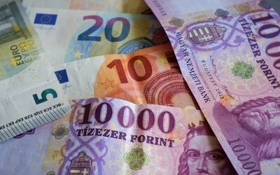 Forint helyett tévedésből euróban kapott fizetést – csillagászati összeg érkezett a számlájára