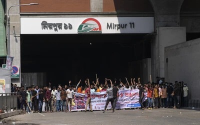 Bangladesben 150 textilipari üzemet bezárnak, 11 ezer sztrájkoló munkás ellen eljárás indul