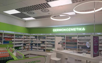 Pozsonyban megnyílt Szlovákia legnagyobb gyógyszertára: meglepődik, ki adja ki a gyógyszereit