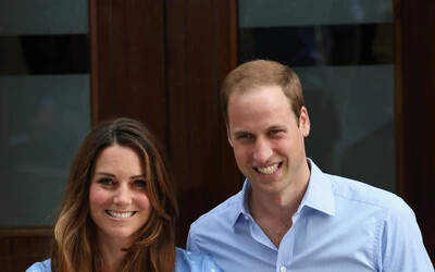 ec516744-611d-4d74-9d28-2dcb3beb8b8d_the-duke-and-duchess-of-cambridge-leave-the-lindo-wing-with-their-newborn-son