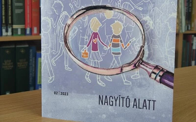 Nagyító alatt