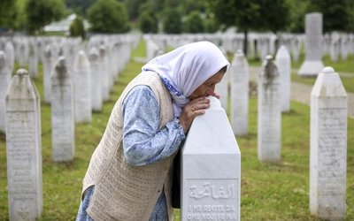 srebrenicai népirtás