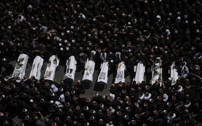 Eltemették a szombati libanoni rakéta tizenegy gyermekáldozatát