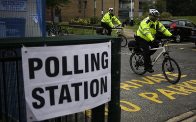 Megnyíltak a választóhelyiségek Nagy-Britanniában