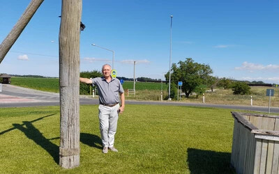 Iván Lajos, Gelle polgármestere a bontás ellen küzd (A szerző felvétele)