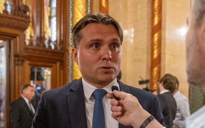 Gubík László