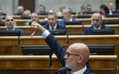 parlament kk