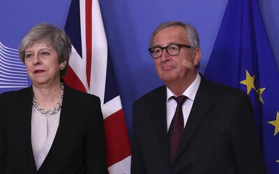 Jean-Claude Juncker és Theresa May